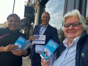 Jonathan Hulley out camapainging in Teddington and Hampton Wick