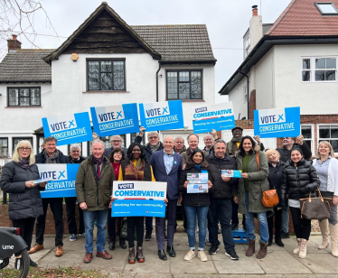 heresa Villiers MP and Steve Tuckwell MP Visit Twickenham Campaign